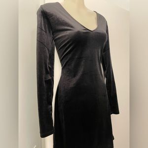 Velvet longsleeve vneck stretchy bodycon dress